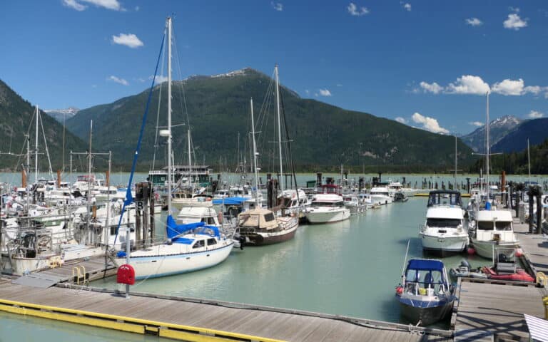 Le pittoresque port de Bella Coola